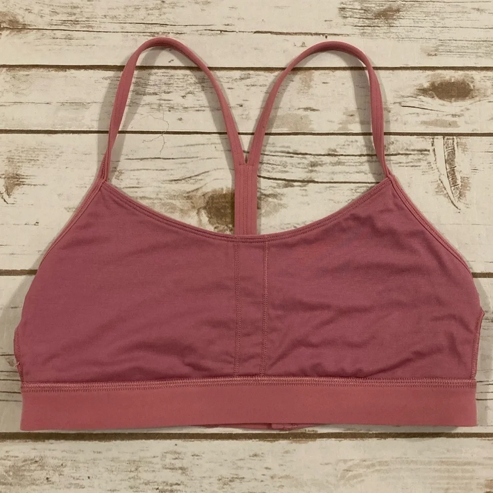 Lululemon Flow Y Adjustable Bra *Light Support, A–C Cups Pink Blossom Size 8
